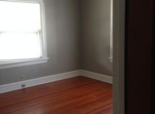 2203 Scott St, Davenport, IA 52803