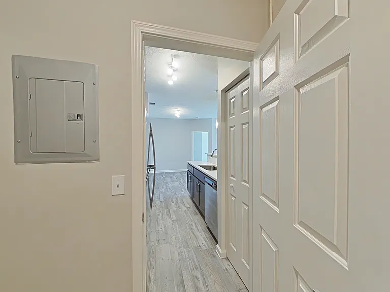 Landings At Beckett Ridge — Photo 68