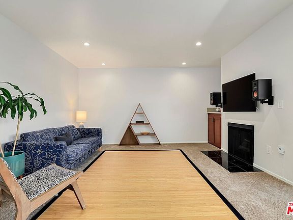 3rd image of 3555 Keystone Ave APT 302