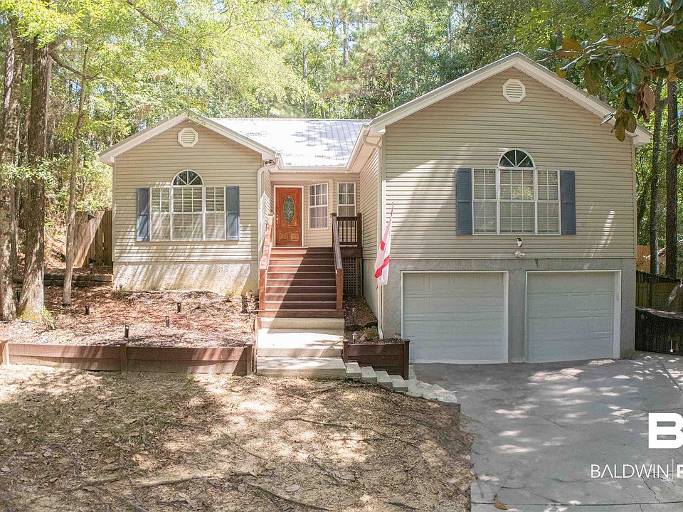 1st image of 379 Ridgewood Dr