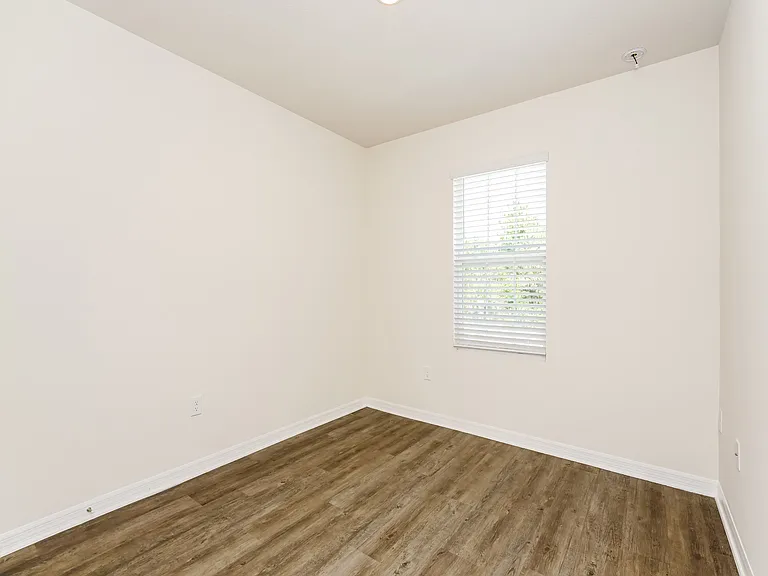 48 Center Grande Rd — Photo 11