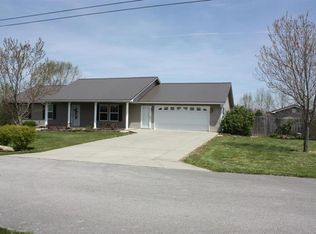 203 Loren Dr, Science Hill, KY 42553