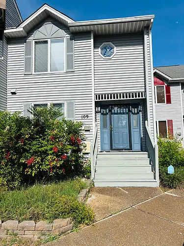 109 Scotts Point Photo 1