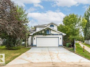 3723 30th St NW, Edmonton, AB T6T 1H7