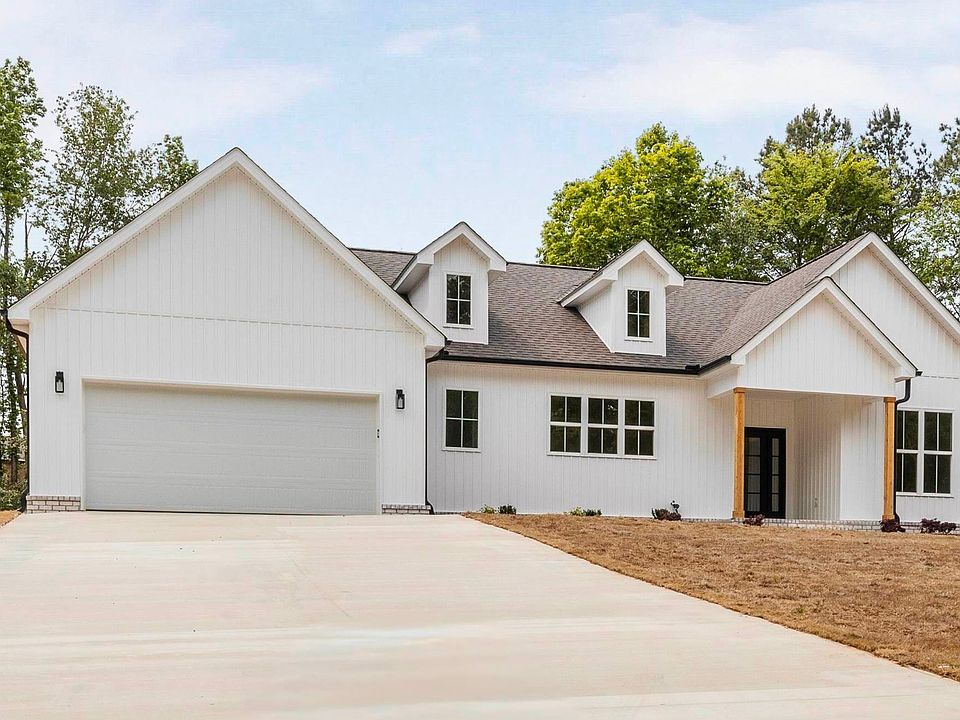 1st image of 318 Elgin Hills Dr