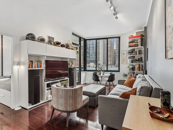 99 Battery Pl APT 11A, Manhattan, NY 10280