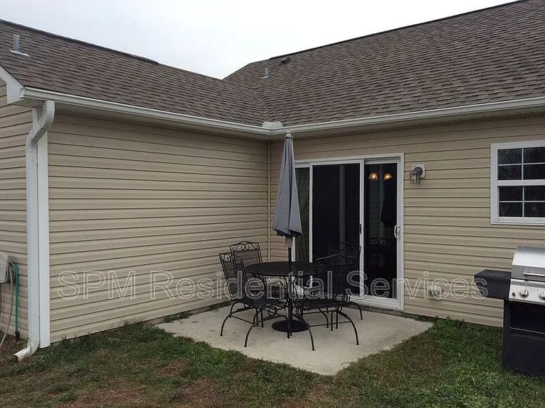321 Rose Bud Ln — Photo 11