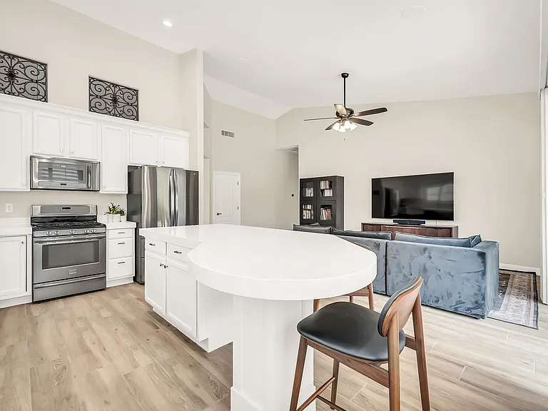 7259 E Tyndall St — Photo 14
