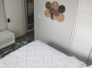 449 E 1st St, Rialto, CA 92376