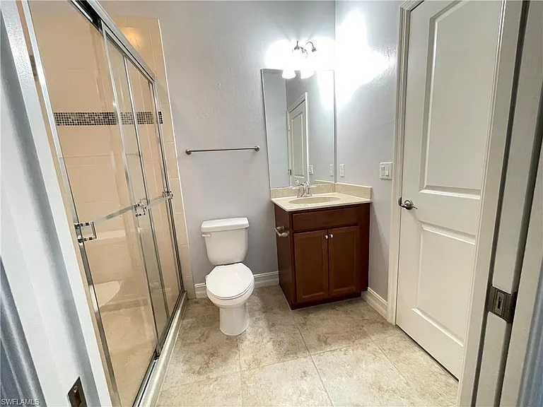 7818 Bristol Cir — Photo 19