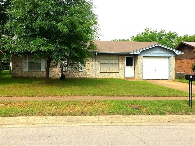 1st image of 721 Briggs Dr