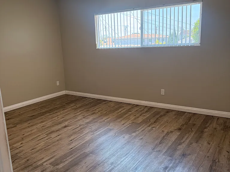 12742 Kalnor Ave #4 — Photo 14
