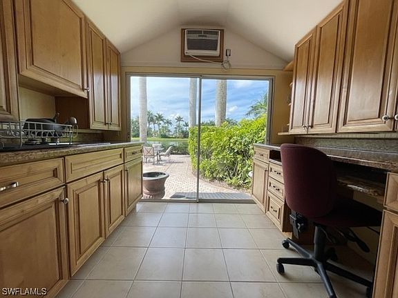 3rd image of 92-3006 Cupola Cir