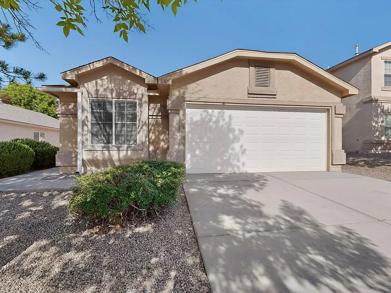 3305 Tin Cup Rd NE — Photo 2