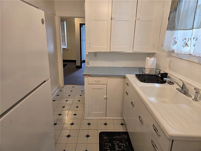 350 Coltart Ave #1 — Photo 7
