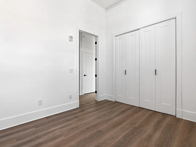 251 Pearl St #202 — Photo 6
