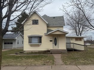 623 Miner Ave E, Ladysmith, WI 54848
