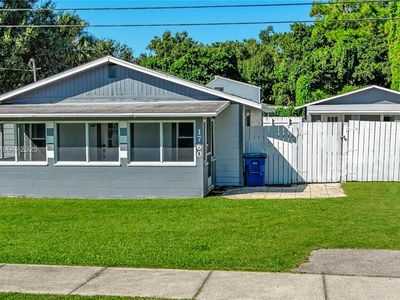 1762-1760 Woodward Ave, North Fort Myers, FL, 33903