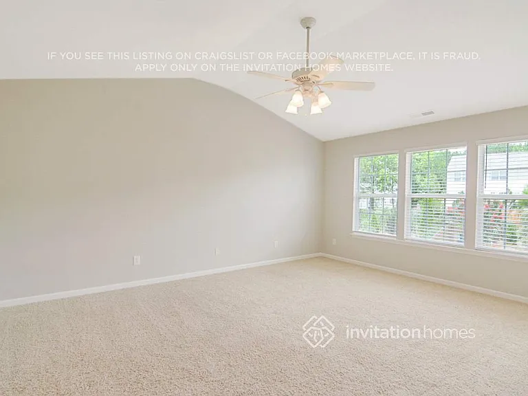 12428 Kendall Ridge Ct — Photo 15