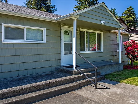 4th image of 9122 McKinley Ave