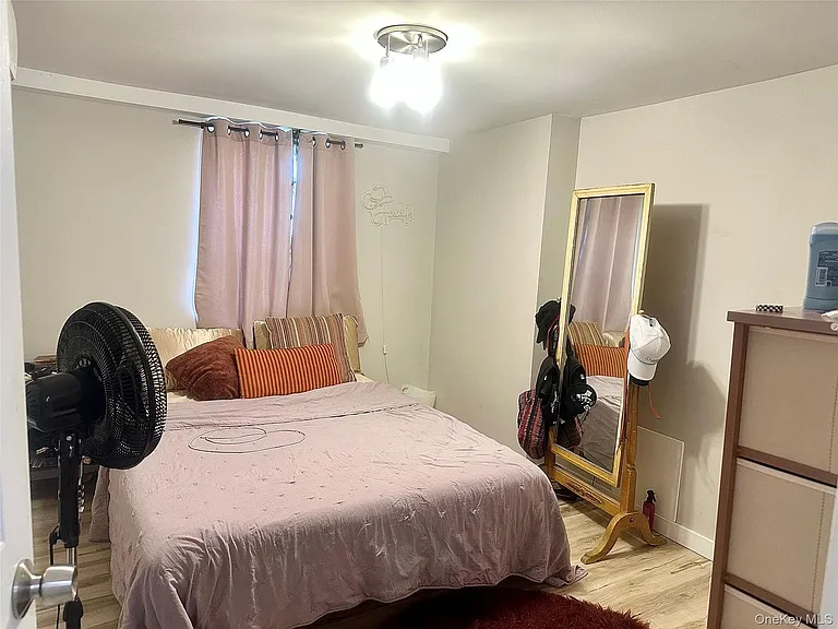 372 Verplanck Ave #1 — Photo 9