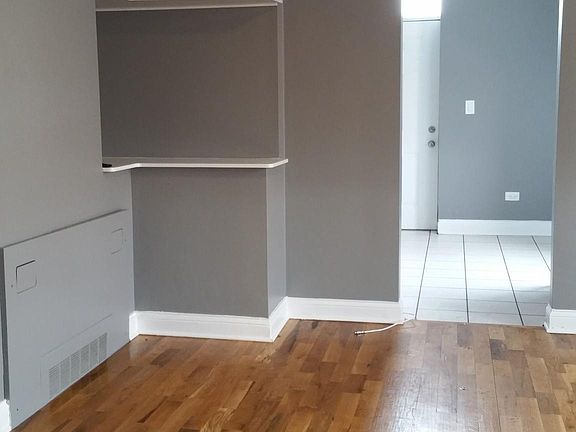 4th image of 7213 S Yates Blvd APT 4B