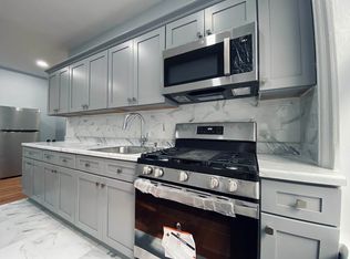 161 E 52nd St #1B, Brooklyn, NY 11203