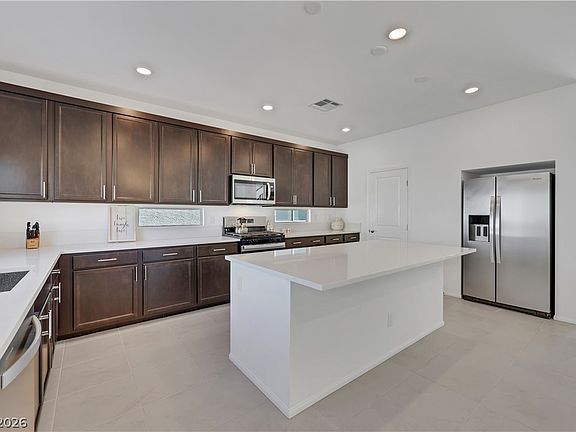 2nd image of 10435 Arbor Ridge St