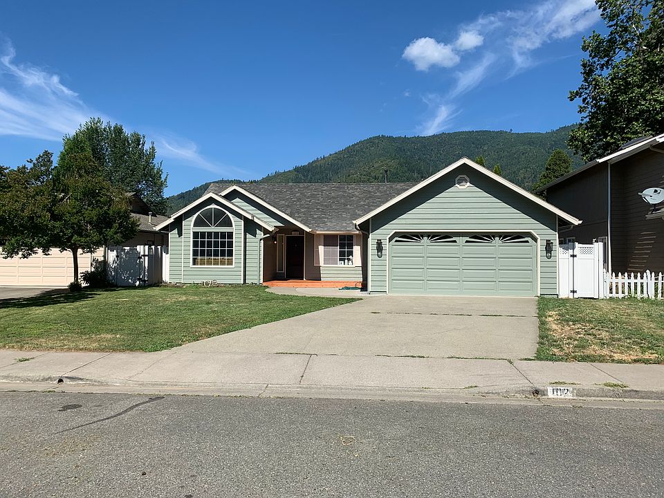 1st image of 102 Bramblewood Ct