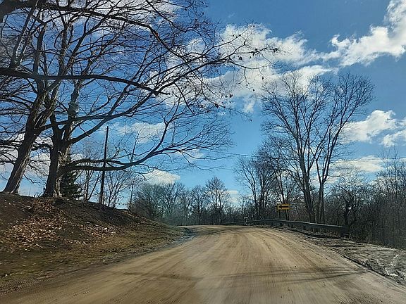 4th image of 7797 E Beal City Rd