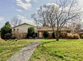 1407 Ridgeway Cres, Athens, TN 37303