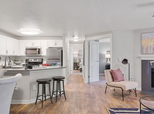 Centro Apartments, Hillsboro, OR 97124