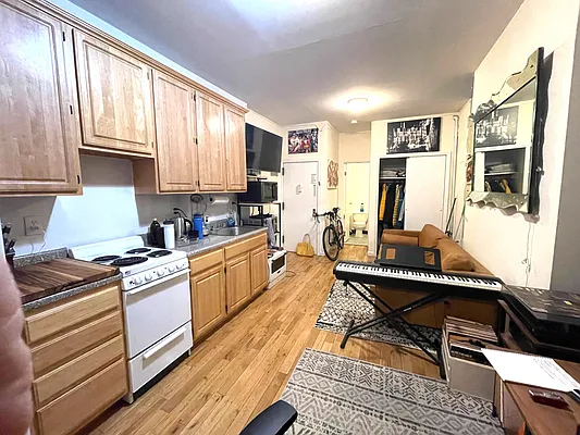 Rented by Best Apartments North Inc | media 4