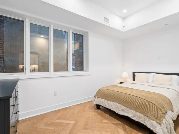 151 Webster Avenue image 26 of 41