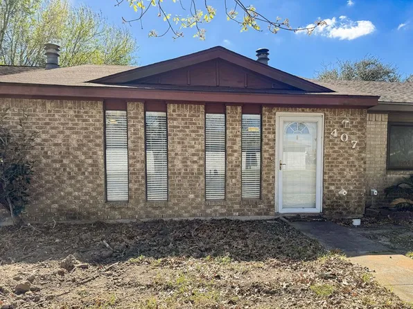 407 Versailles St, Victoria, TX 77904
