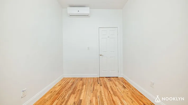 Rented by Nooklyn NYC LLC | media 11