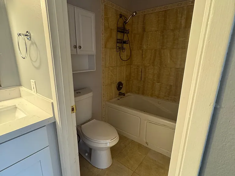 1035 156th Ave NE #18 — Photo 6