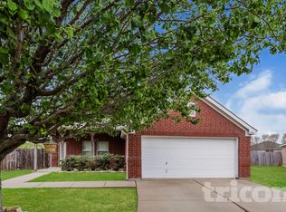 1000 Trinidad Dr, Fort Worth, TX 76140