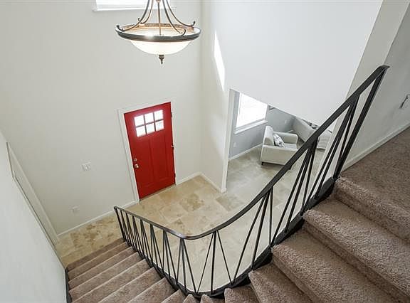 5th image of 5400 Congress Dr