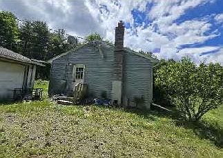 4th image of 8688 Watson Creek Rd
