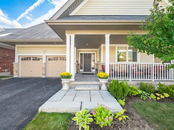 200 Kingfisher Dr #158, Mono, ON L9W 0B3