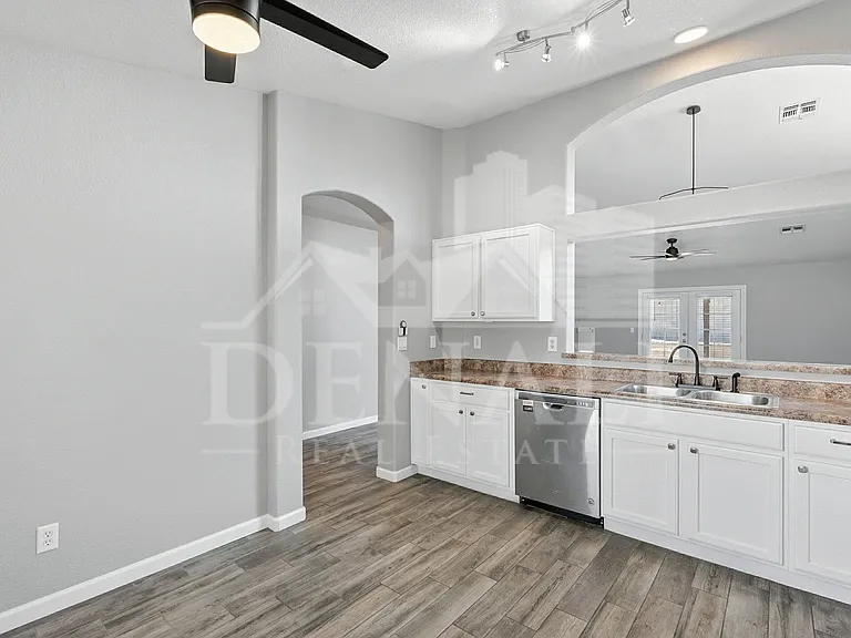 8515 S Placita De Lorena — Photo 10