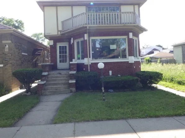 10227 S Peoria St, Chicago, IL 60643