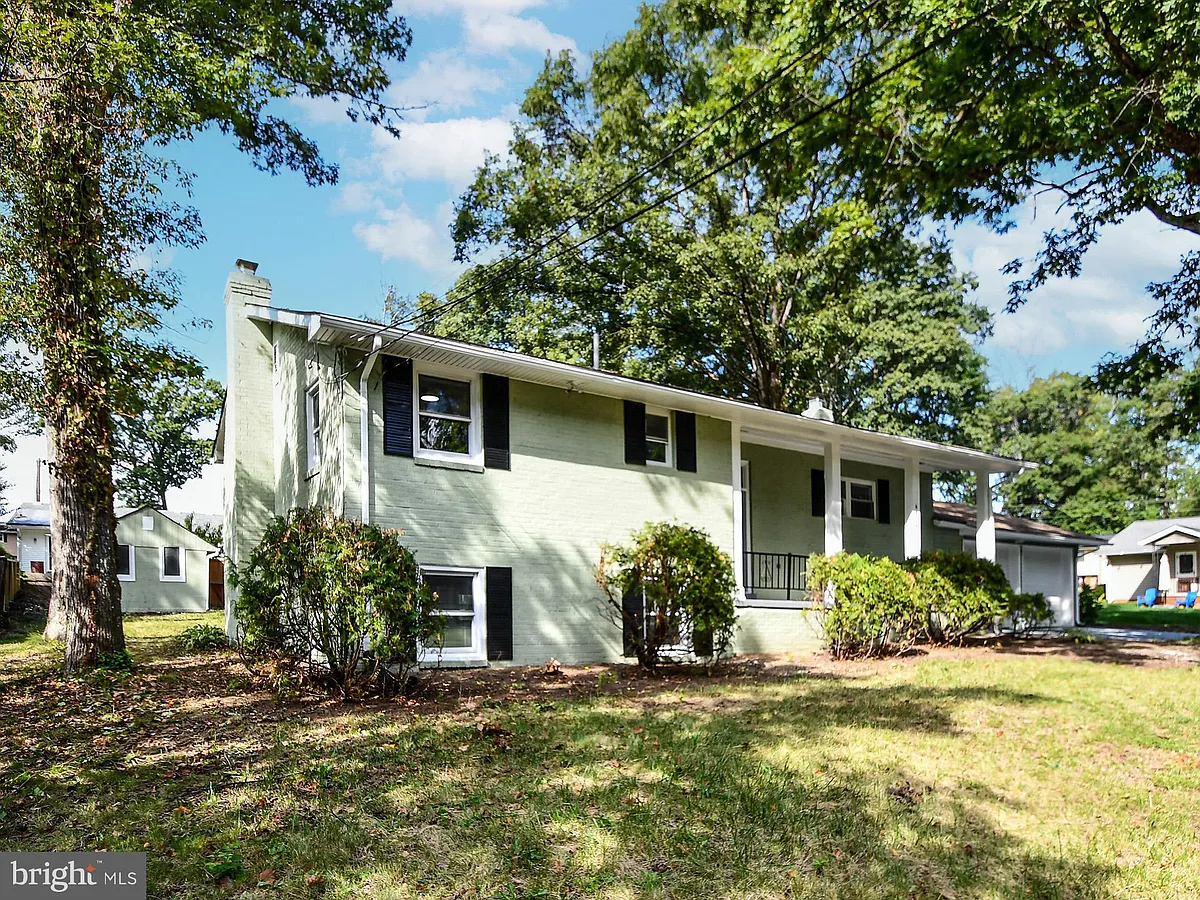 Building Photo - 6918 Pine Valley Dr