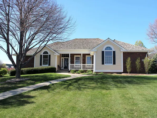 2408 W 46th Street Pl, Kearney, NE 68845