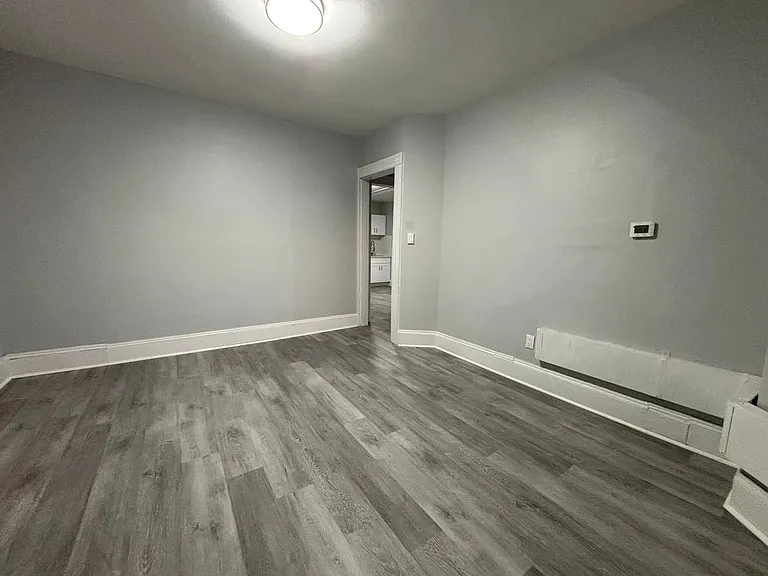 1158 Howard Ave #1 — Photo 13