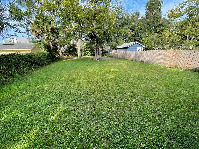 1103 Talbot Ave — Photo 16