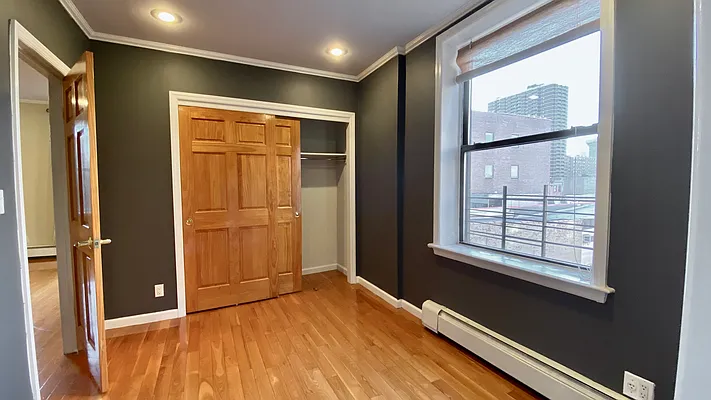 Rented by Corcoran | media 14