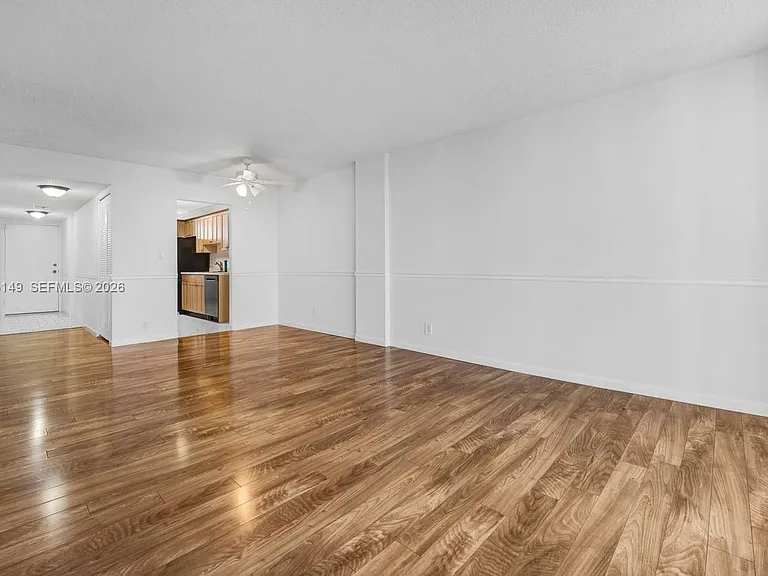 250 Jacaranda Dr #508 — Photo 22