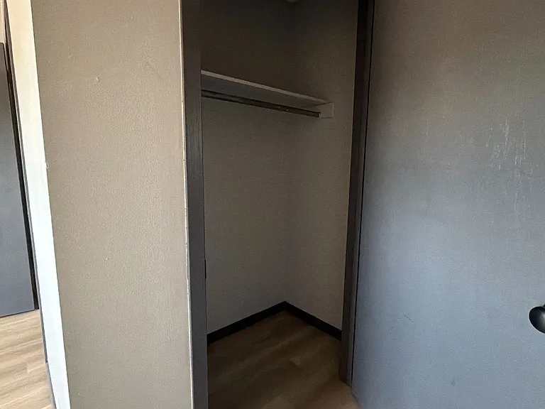 1121 N 28th St #14 — Photo 22